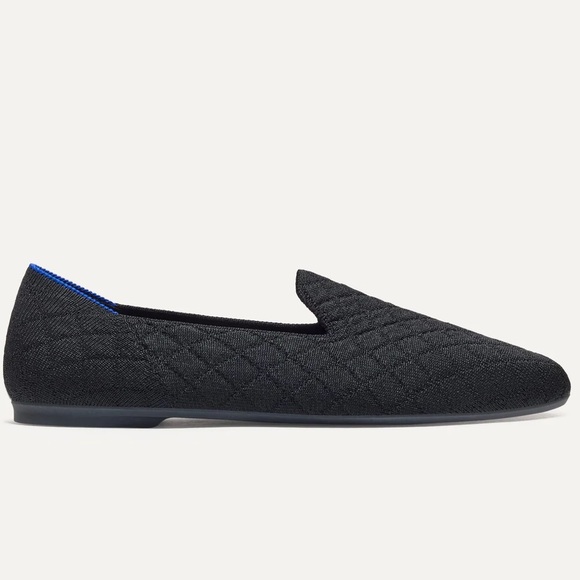 Rothy’s

The Almond Loafer in Quilted Black - Picture 6 of 8